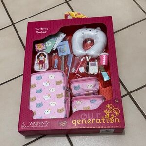 🆕 Our Generation “Purrfectly Packed” accessory set